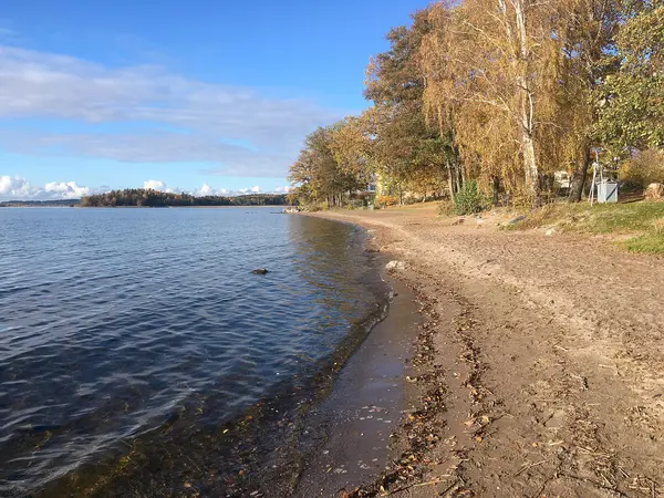 Kallhällsbadet